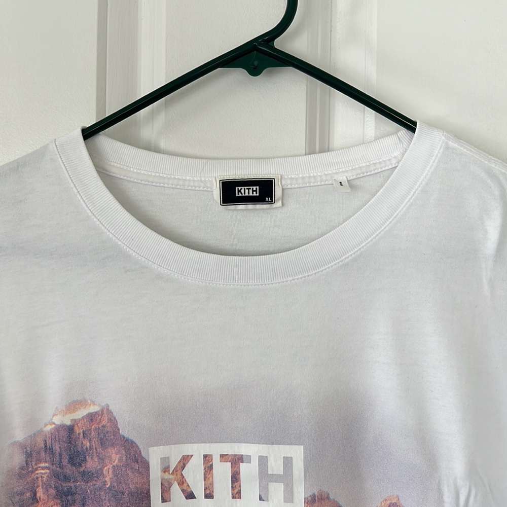 Kith NYC Skyline Graphic Tee - Picture 5 of 6